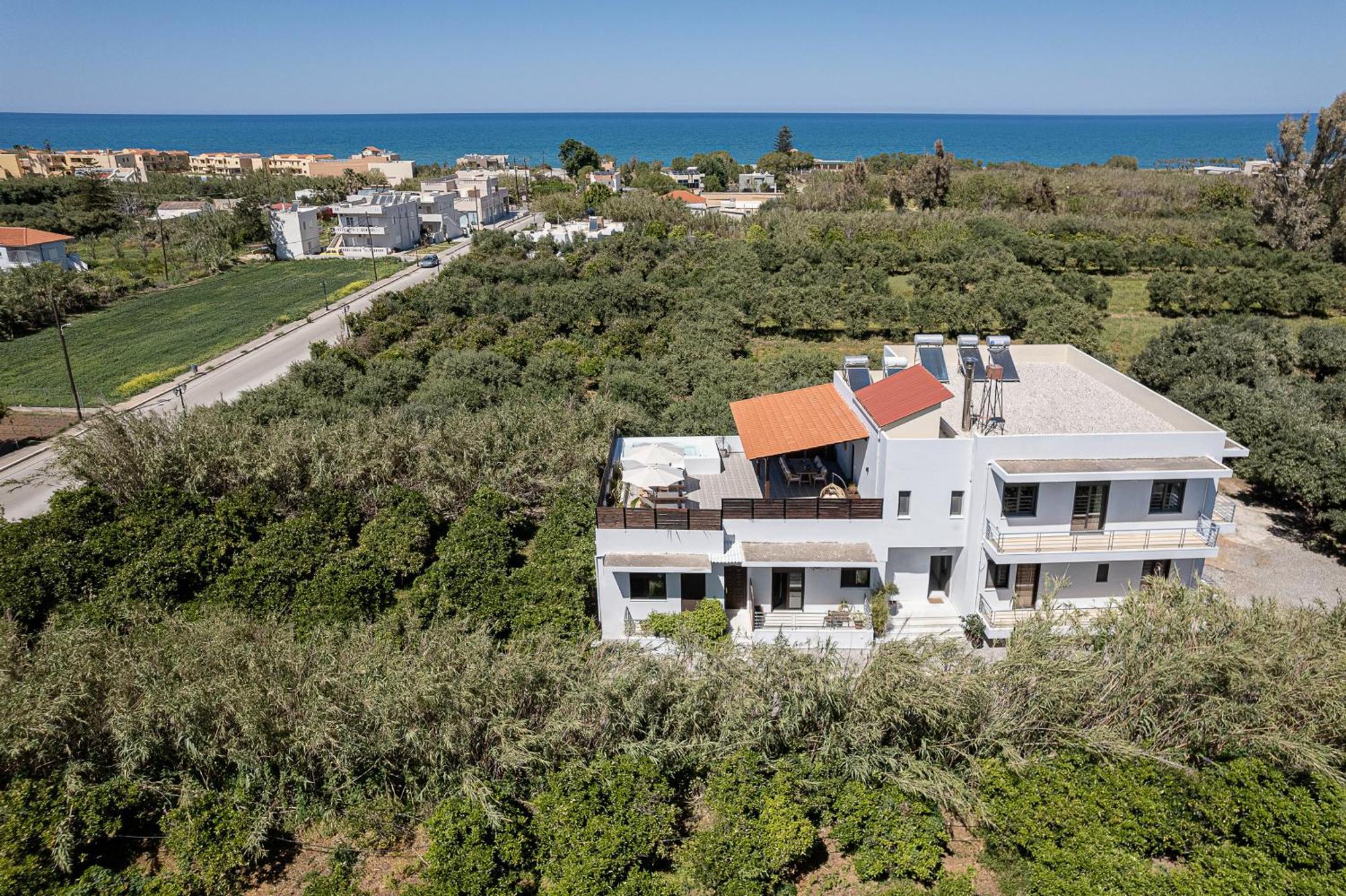 Sol Luxury Apartment - Close To The Beach With A Private Mini Pool Hriszí Aktí Haniá Kültér fotó