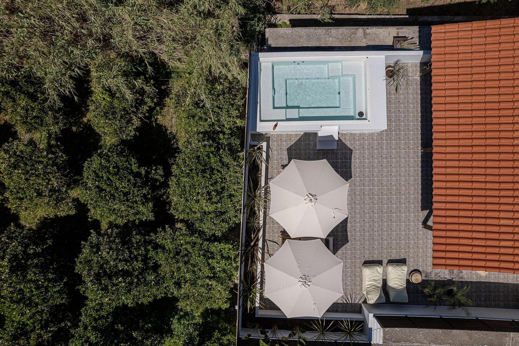 Sol Luxury Apartment - Close To The Beach With A Private Mini Pool Hriszí Aktí Haniá Kültér fotó